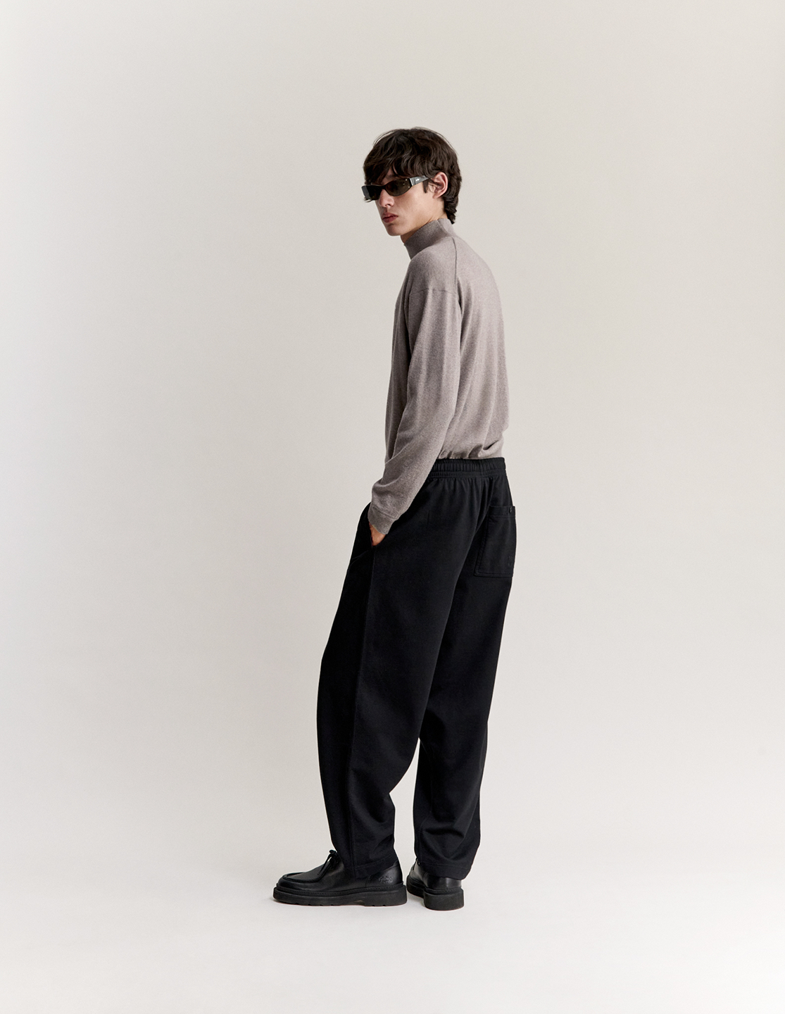 MKT1TRO22503CTM_Black_4.png