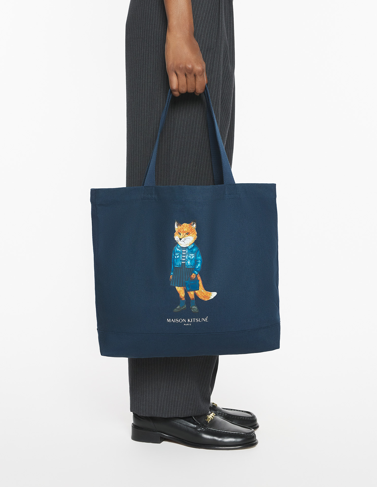MKT3BAG00002CTM_CLASSIC+NAVY_1.png