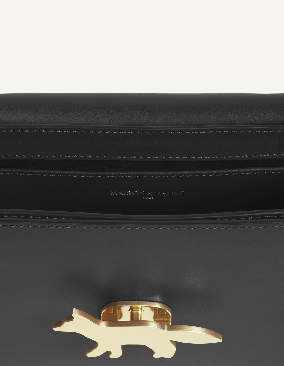MKT3BAG22580LEW_Black_4.png