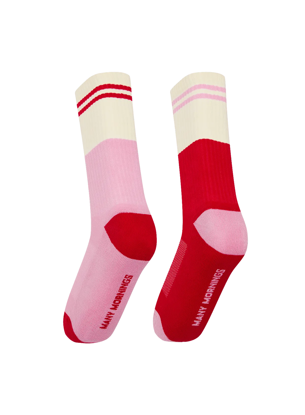 MMG2SNE18212CTU_Red+Romance_0.png