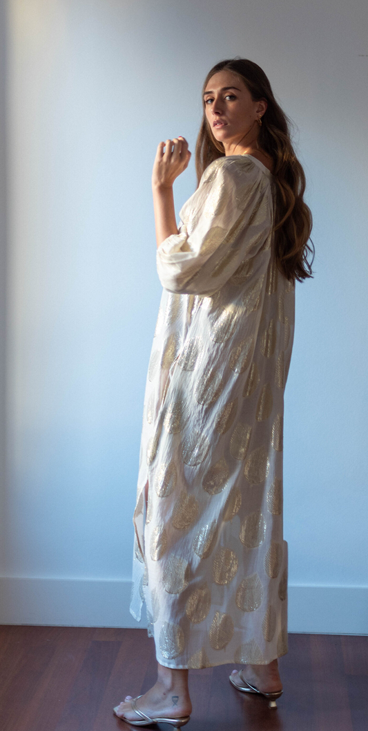 MNA1DRE03167CTW_NATURAL+Y+ORO_2.png