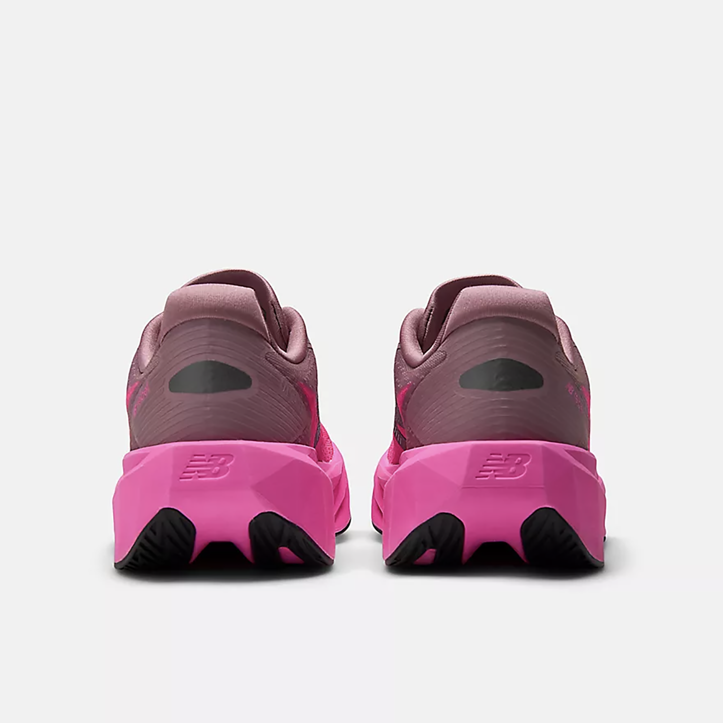 NEB2SNE00000LEW_Pink+Heat_4.png