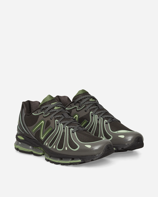 NEB2SNE00006LEU_FADED+BLACK_1.png