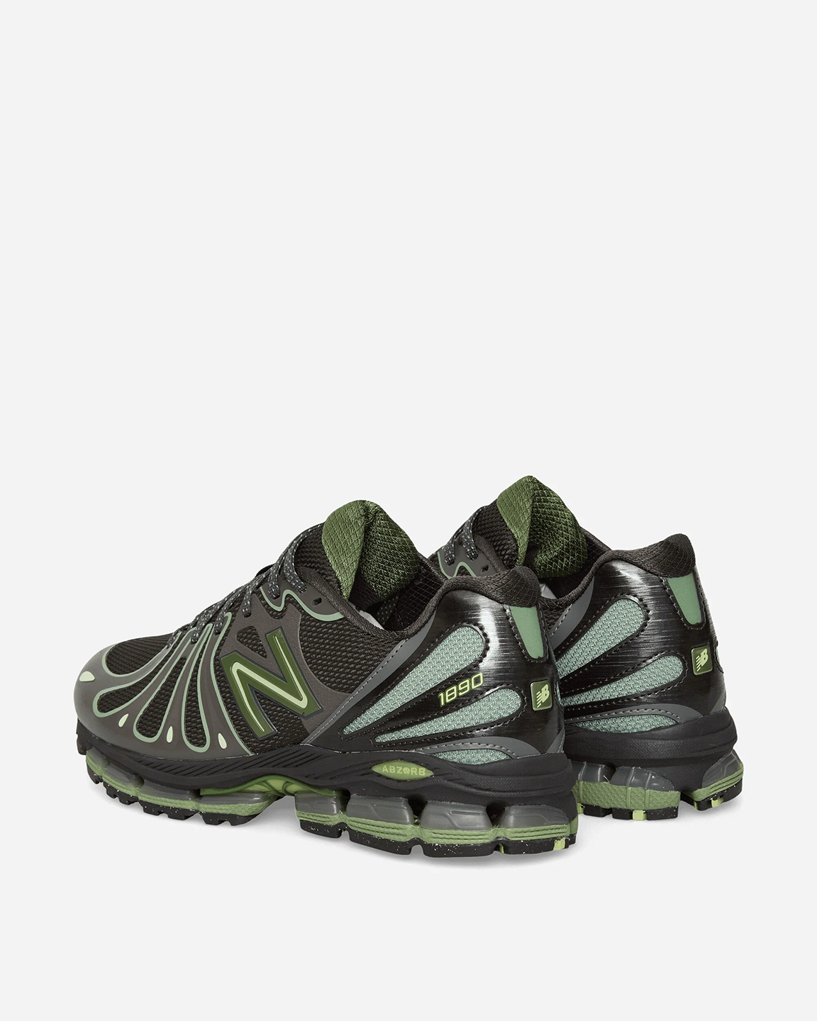NEB2SNE00006LEU_FADED+BLACK_3.png