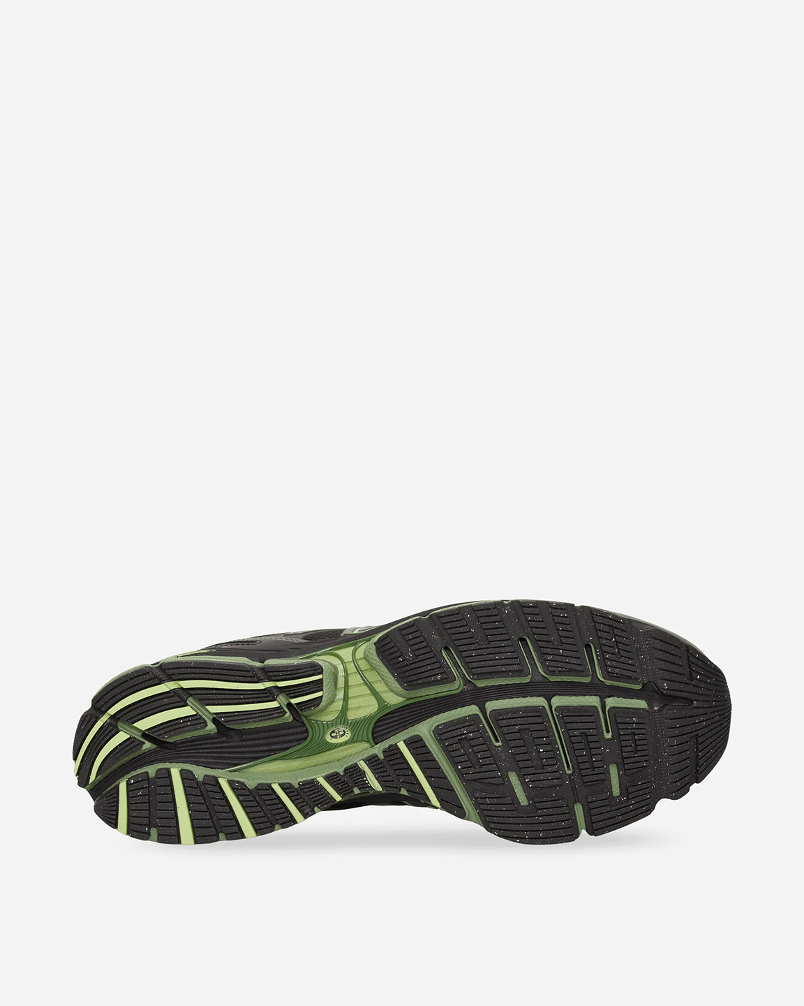 NEB2SNE00006LEU_FADED+BLACK_5.png