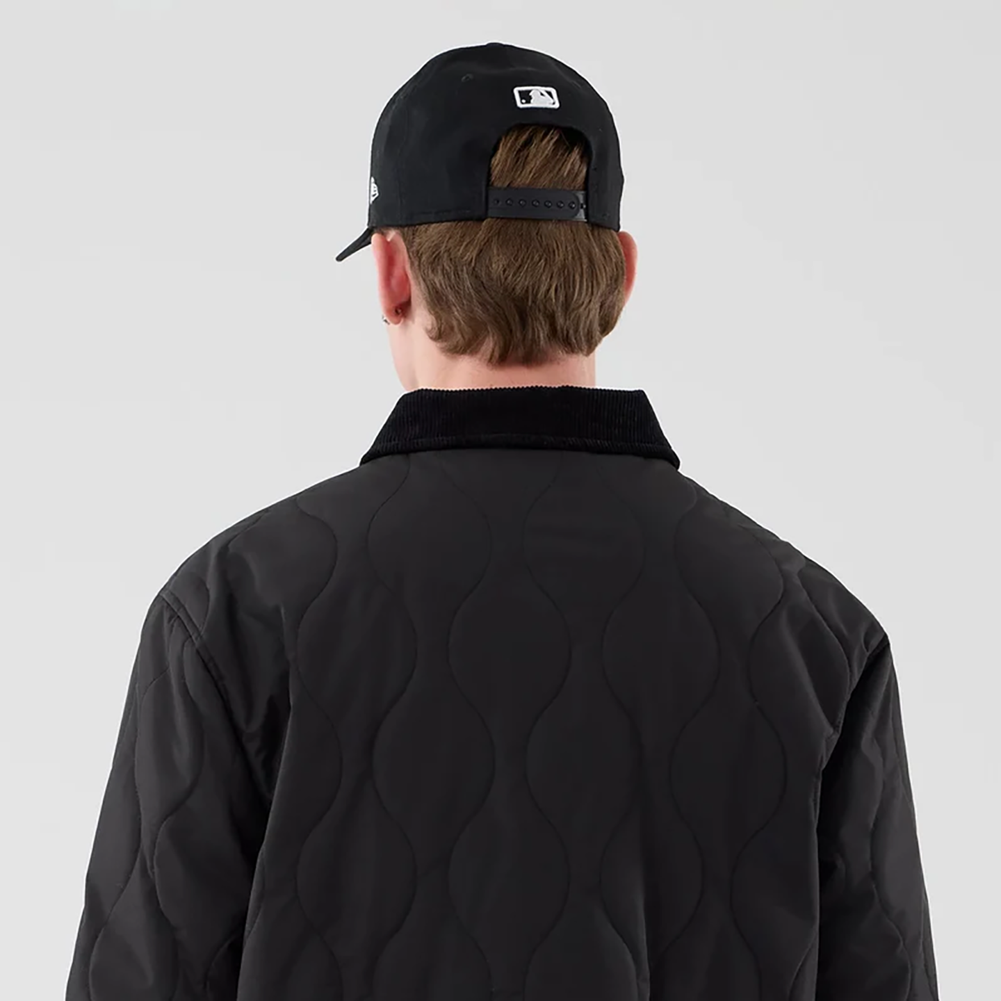 NEW000024180PYM_Black_4.png