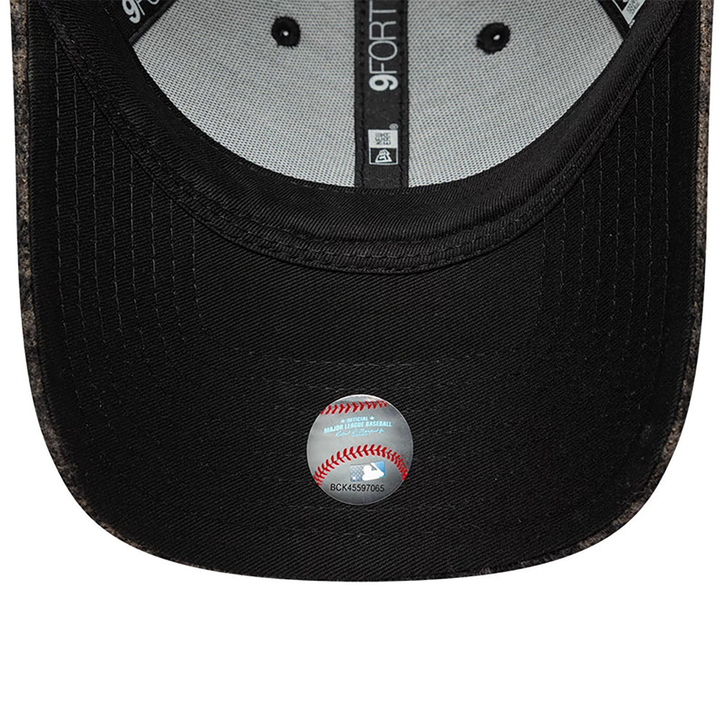 NEW4ACC24249CTW_Black_3.png