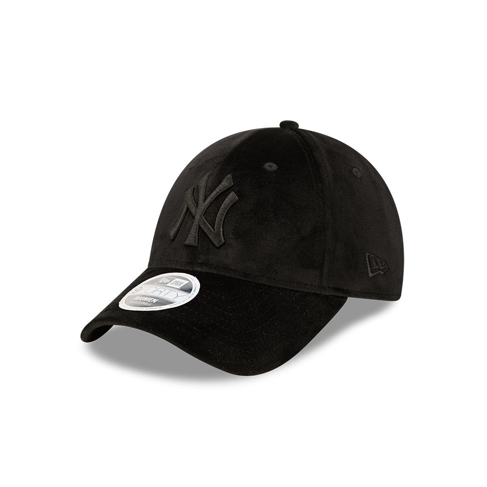 NEW4HAT00005PYW_Black_1.jpeg