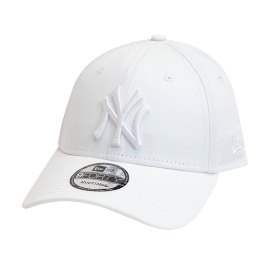 NEW4HAT00016CTU_White_0.png