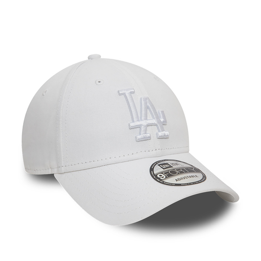 NEW4HAT00060CTU_White_2.png