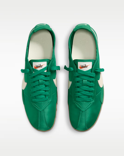 NIK2SNE27167LTW_Malachite%2BSoft+Pearl_3.png