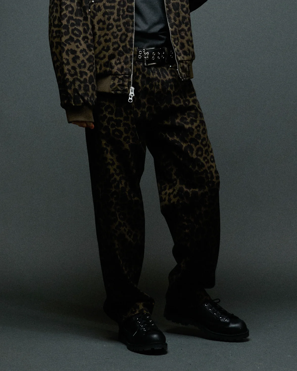 OBE1JEA18565CTM_Dark+Leopard_5.png