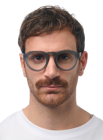OKK4ACC20624AEU_Translucent+Smoke_0.png
