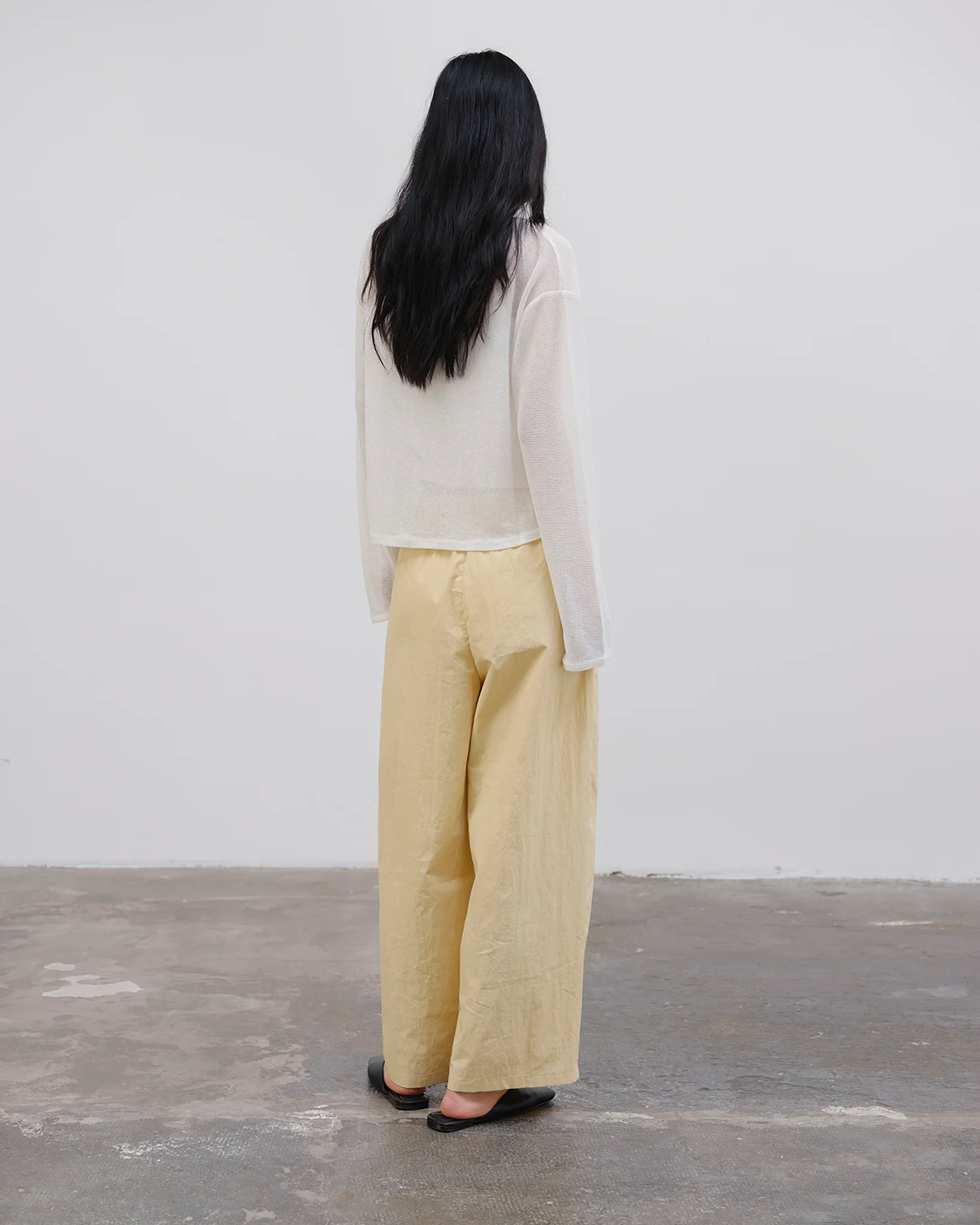 OLE1TRO23010CTW_Butter+Yellow_3.png