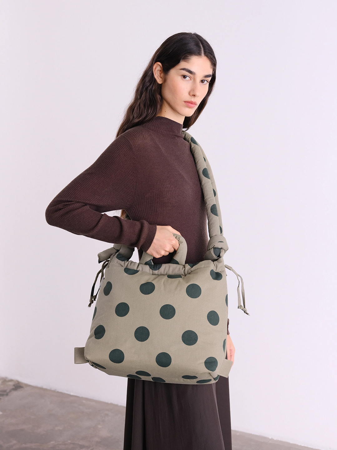 OLE3BAG00002NYU_Dots+Forest+green+%2B+Sage_1.png
