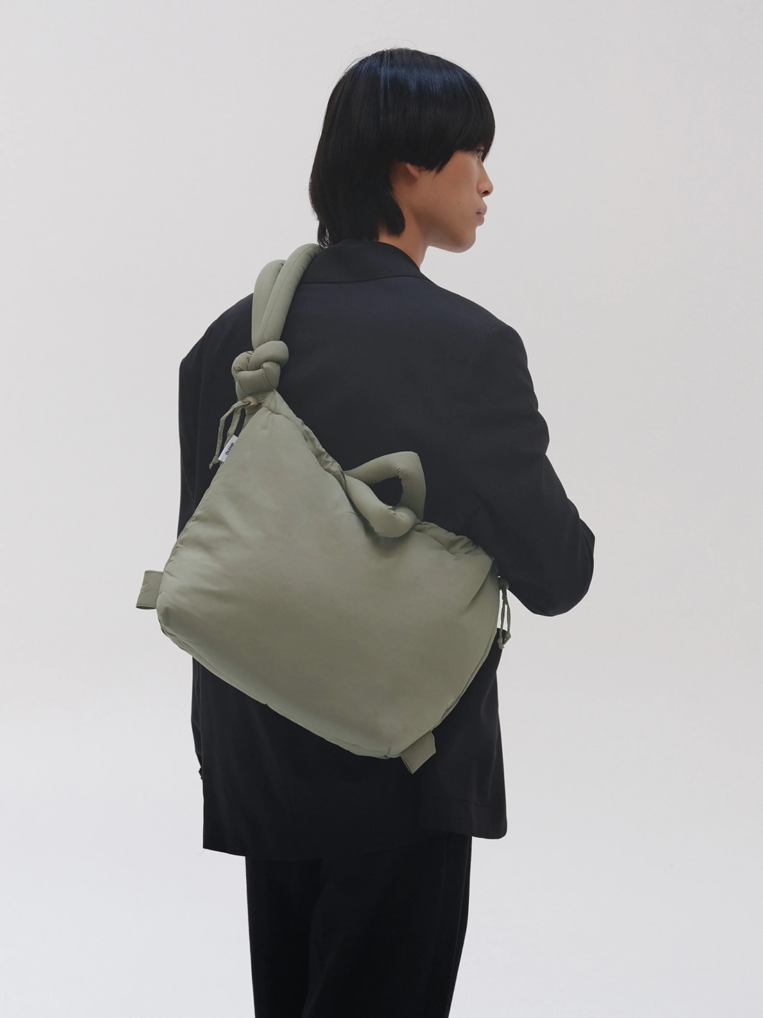 OLE3BAG00002NYU_Sage_3.png