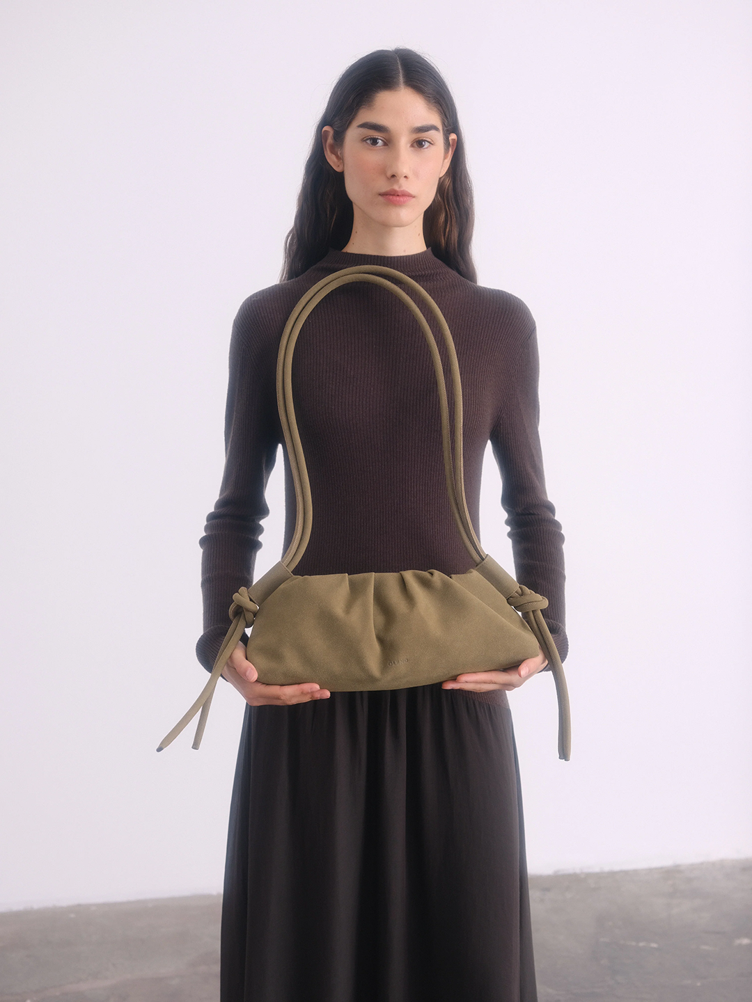 OLEBBCP00000FXW_Suede+-+Khaki_2.png