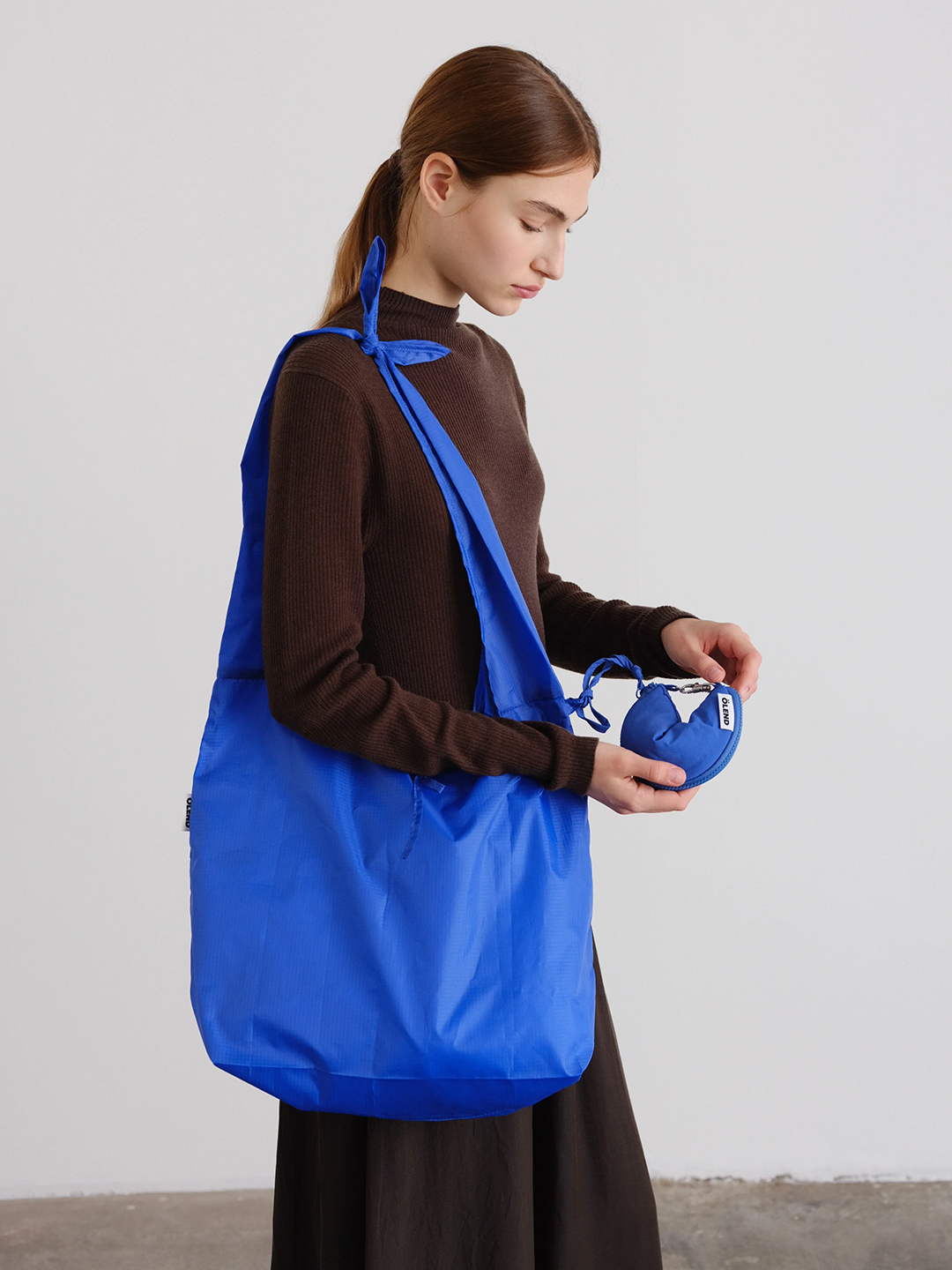 OLEBBCP04257NYW_Colbalt+Blue_2.png