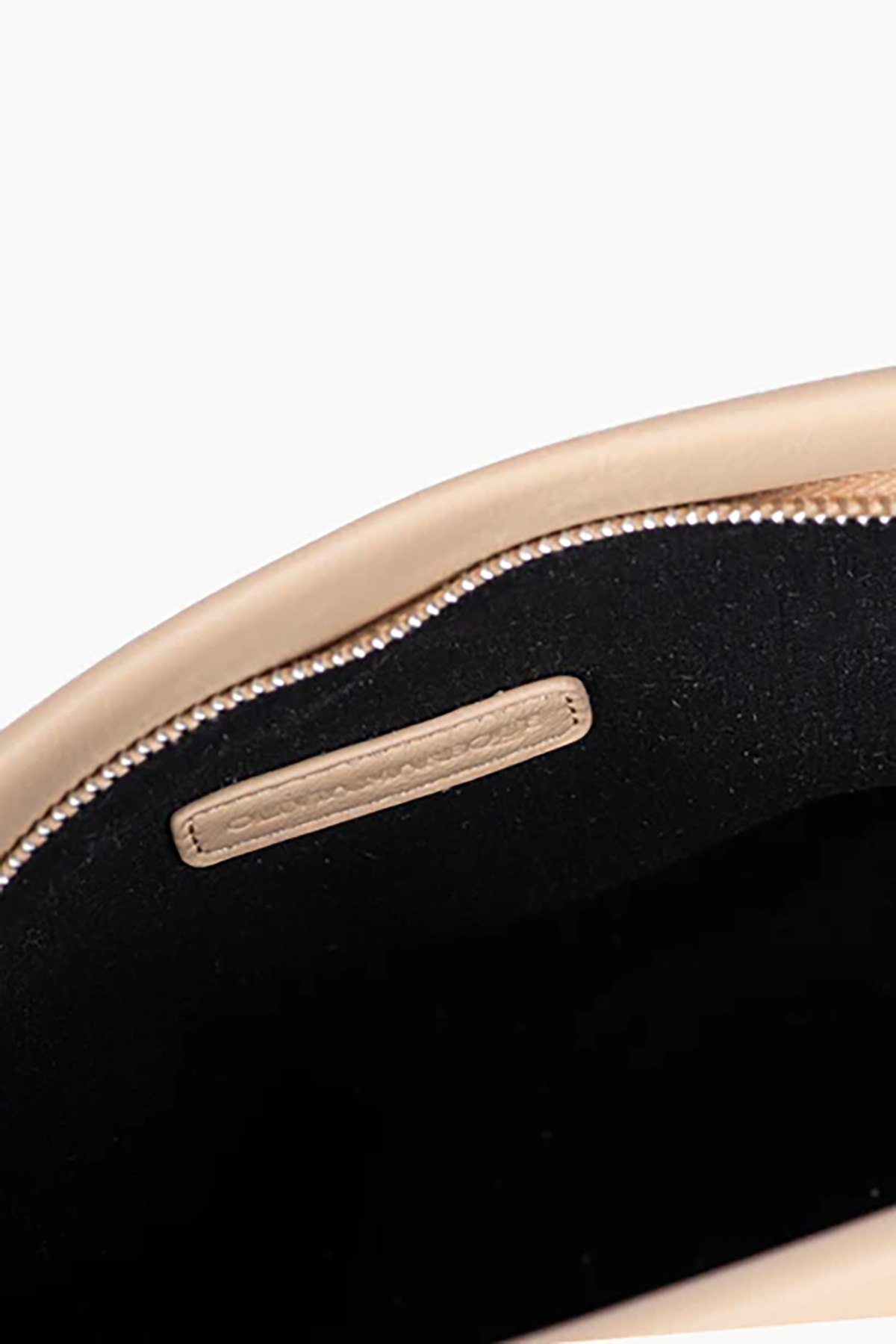 OLM3BAG00001PHU_Beige_4.png