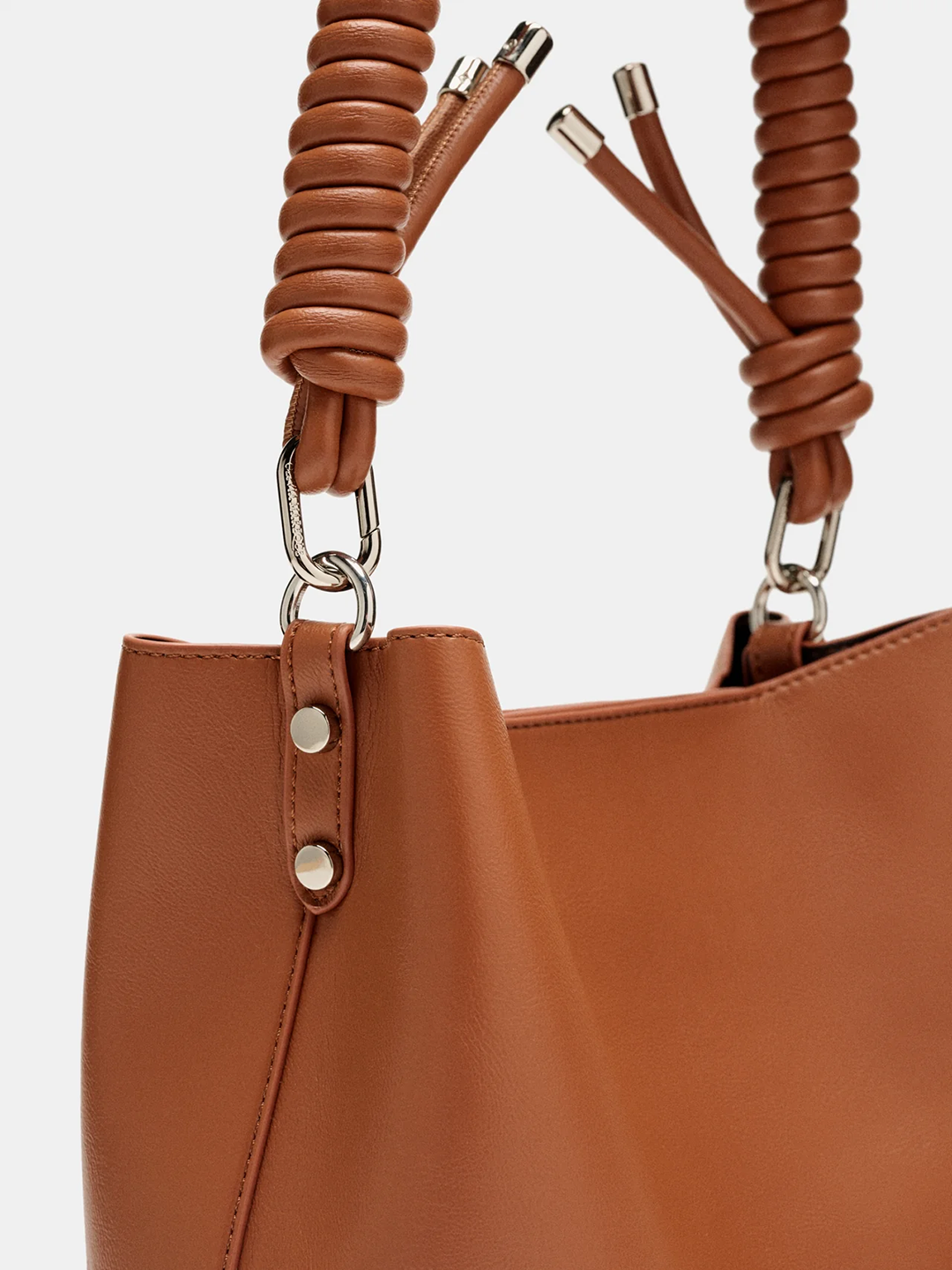 OLMBBCP16701PHW_Marr%C3%B3n_4.png