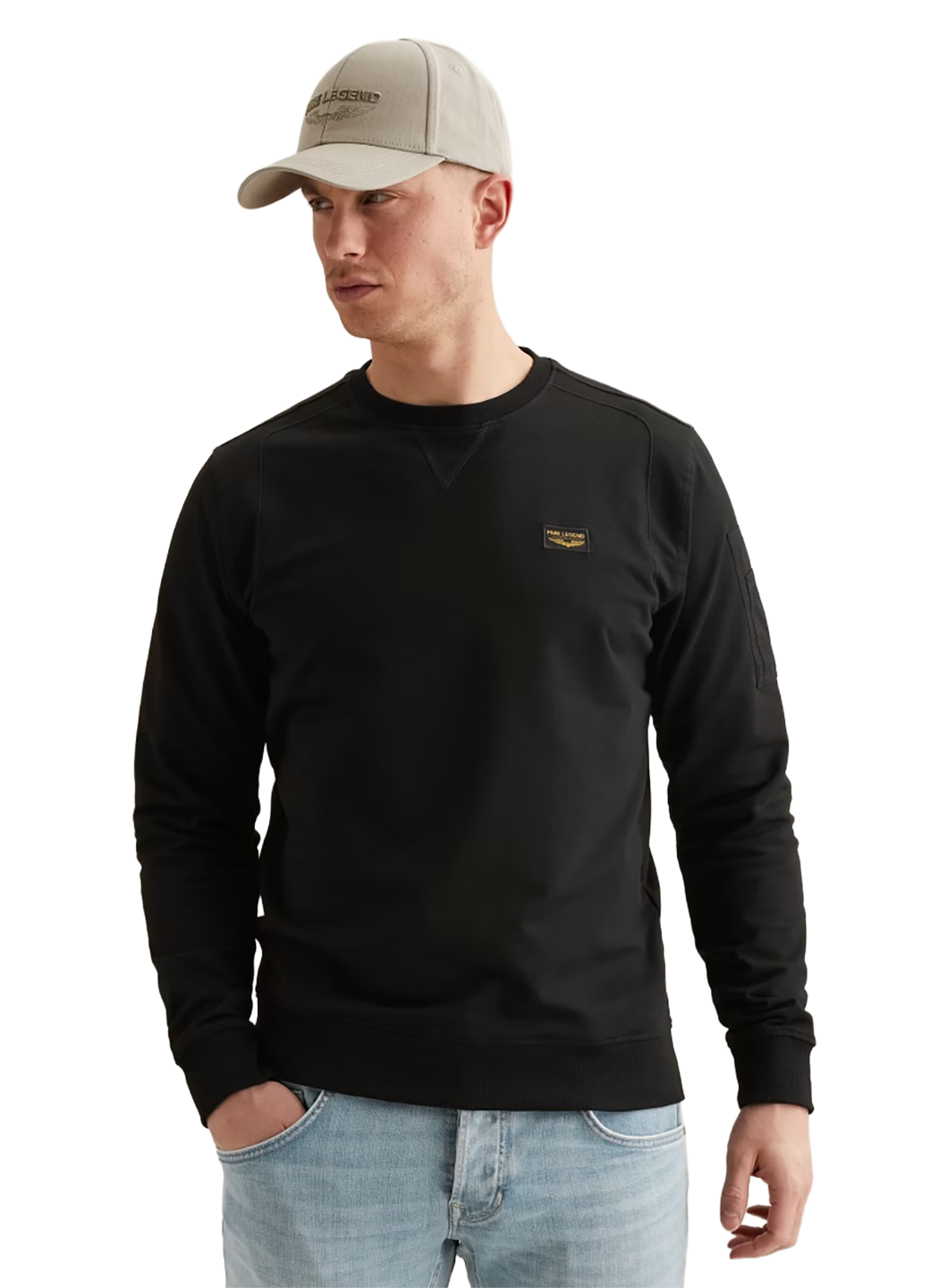PME1KNI25287CTM_Black_0.png