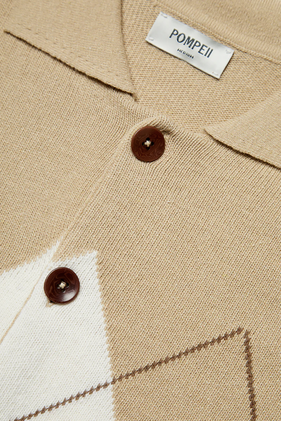 POM1KNI00001WLM_Ochre_1.png