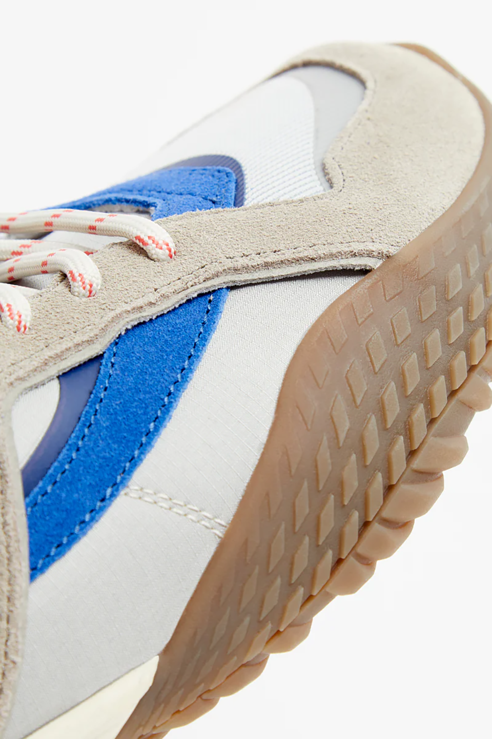 POMCCAL00000NYM_Grey+Blue_6.png