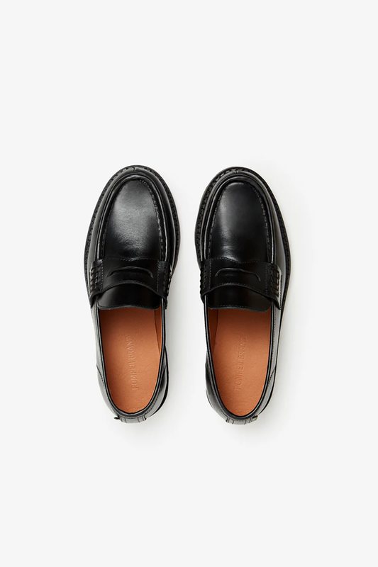 POMCCAL00003LEM_Black_1.png