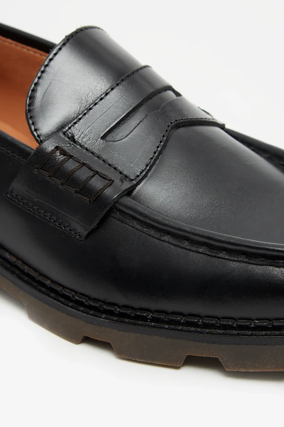POMCCAL00003LEM_Black_5.png