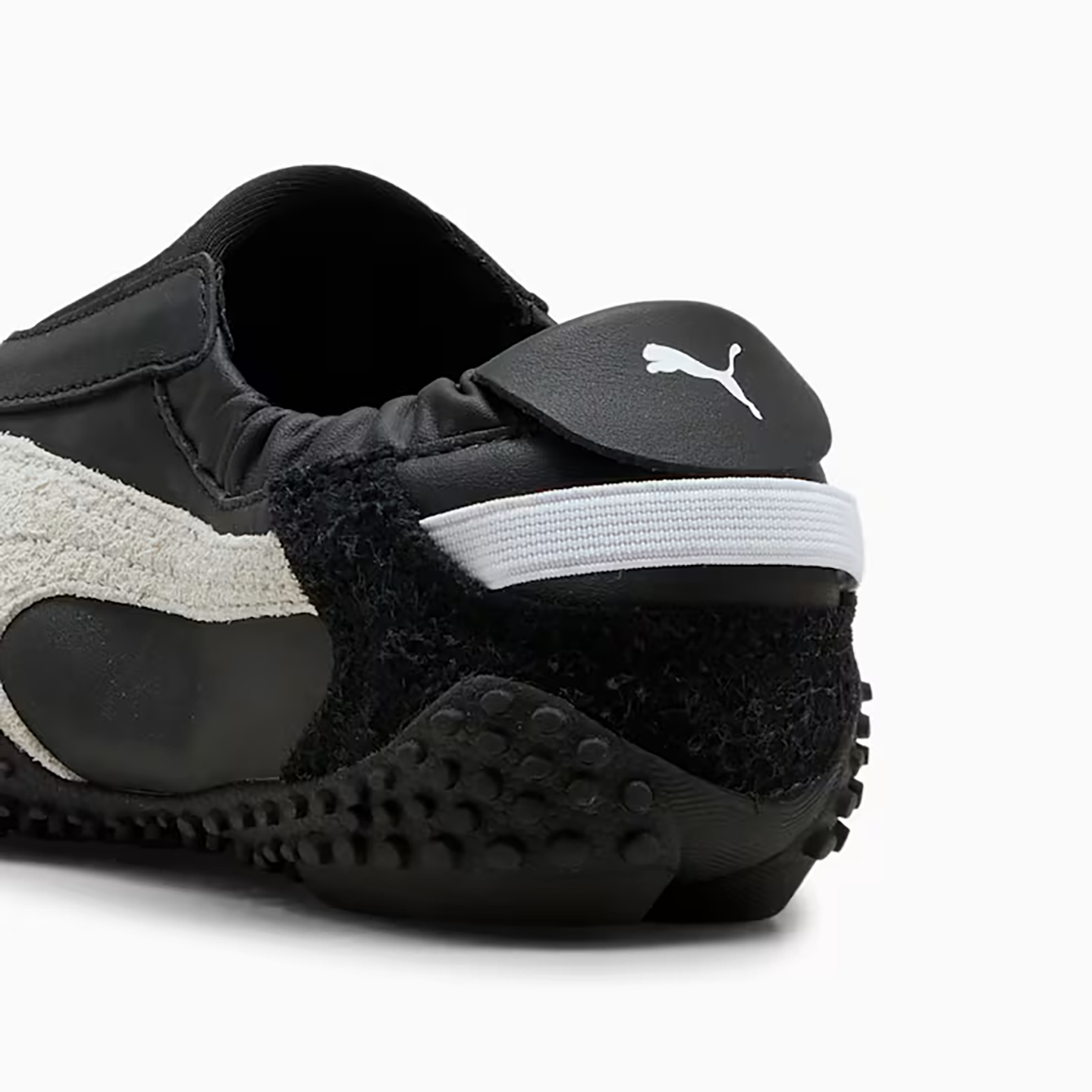 PUM2SNE00030LSW_PUMA+Black-PUMA+White_5.png