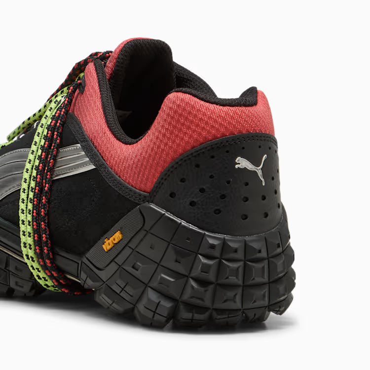 PUM2SNE12699LEU_PUMA+Black-Formula+Red_5.avif