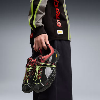 PUM2SNE12699LEU_PUMA+Black-Formula+Red_7.avif