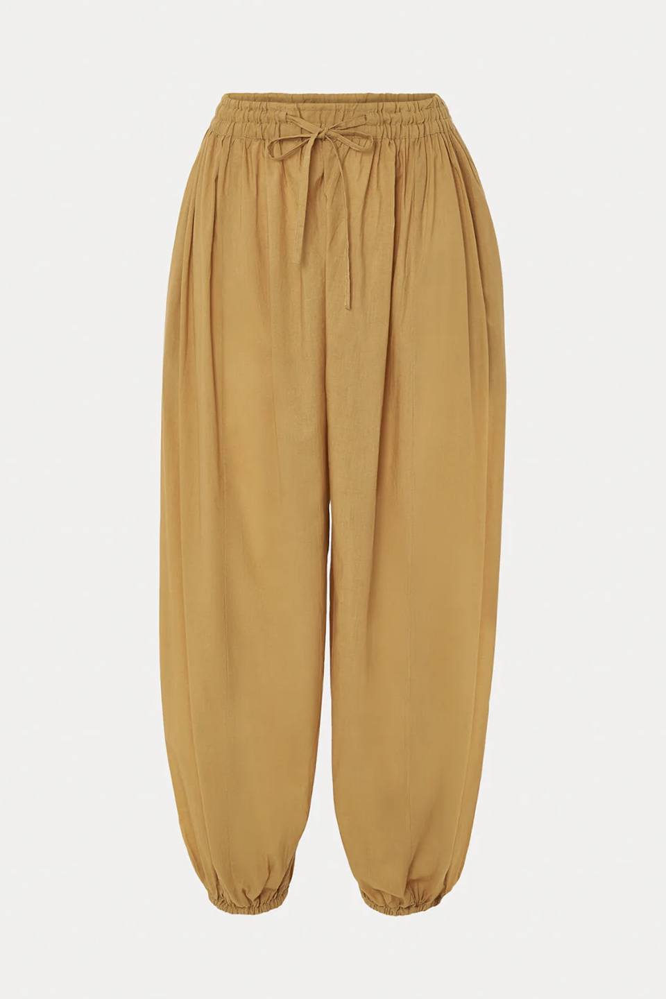 PYE1TRO00003CTW_CAMEL_3.png