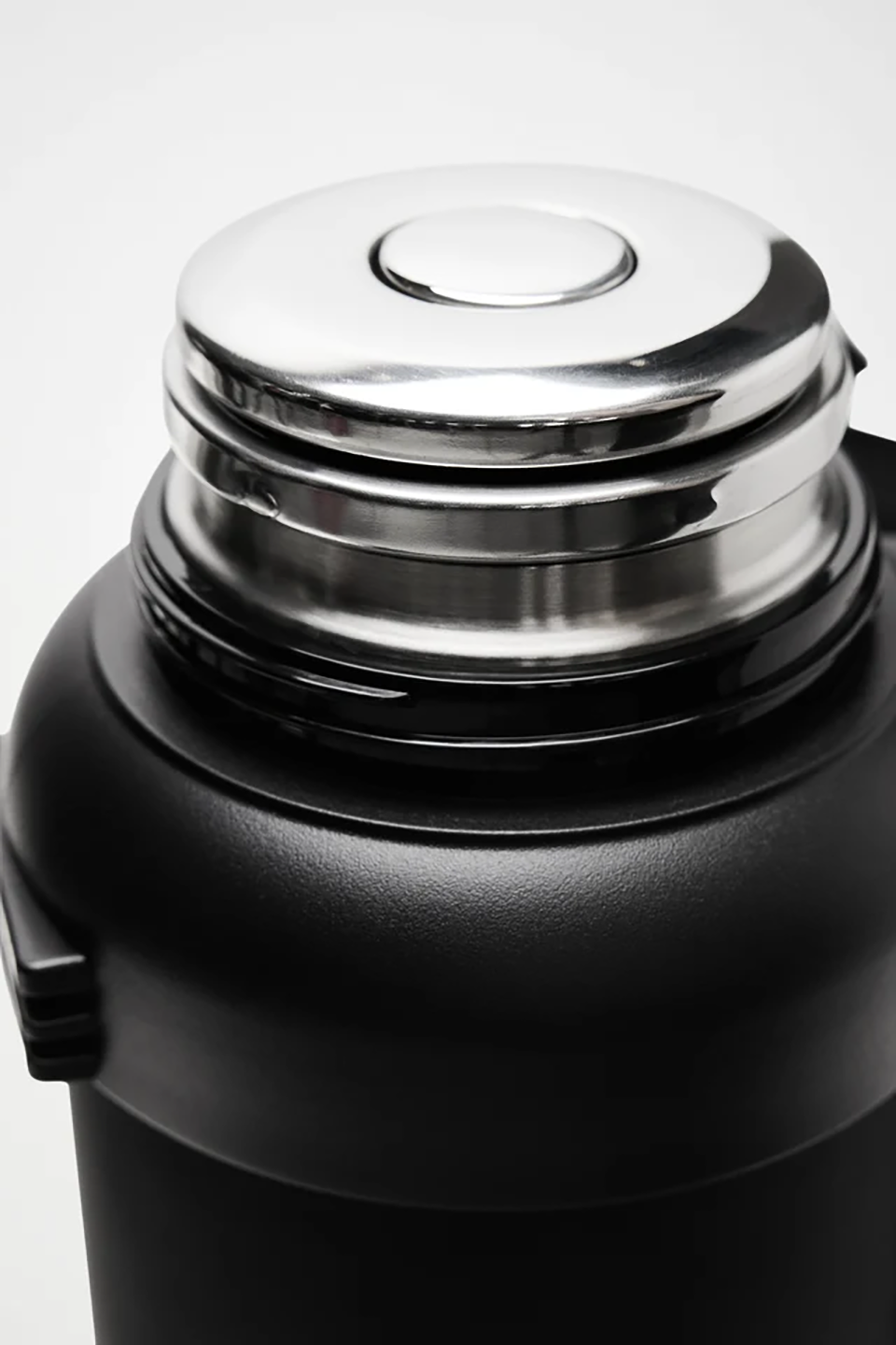 RAI3TRA13436SLM_Black_3.png