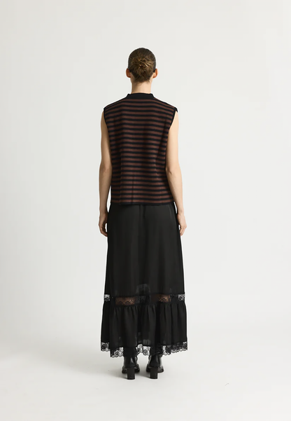 RES1KNI00014CTW_Black+Stripe_2.png