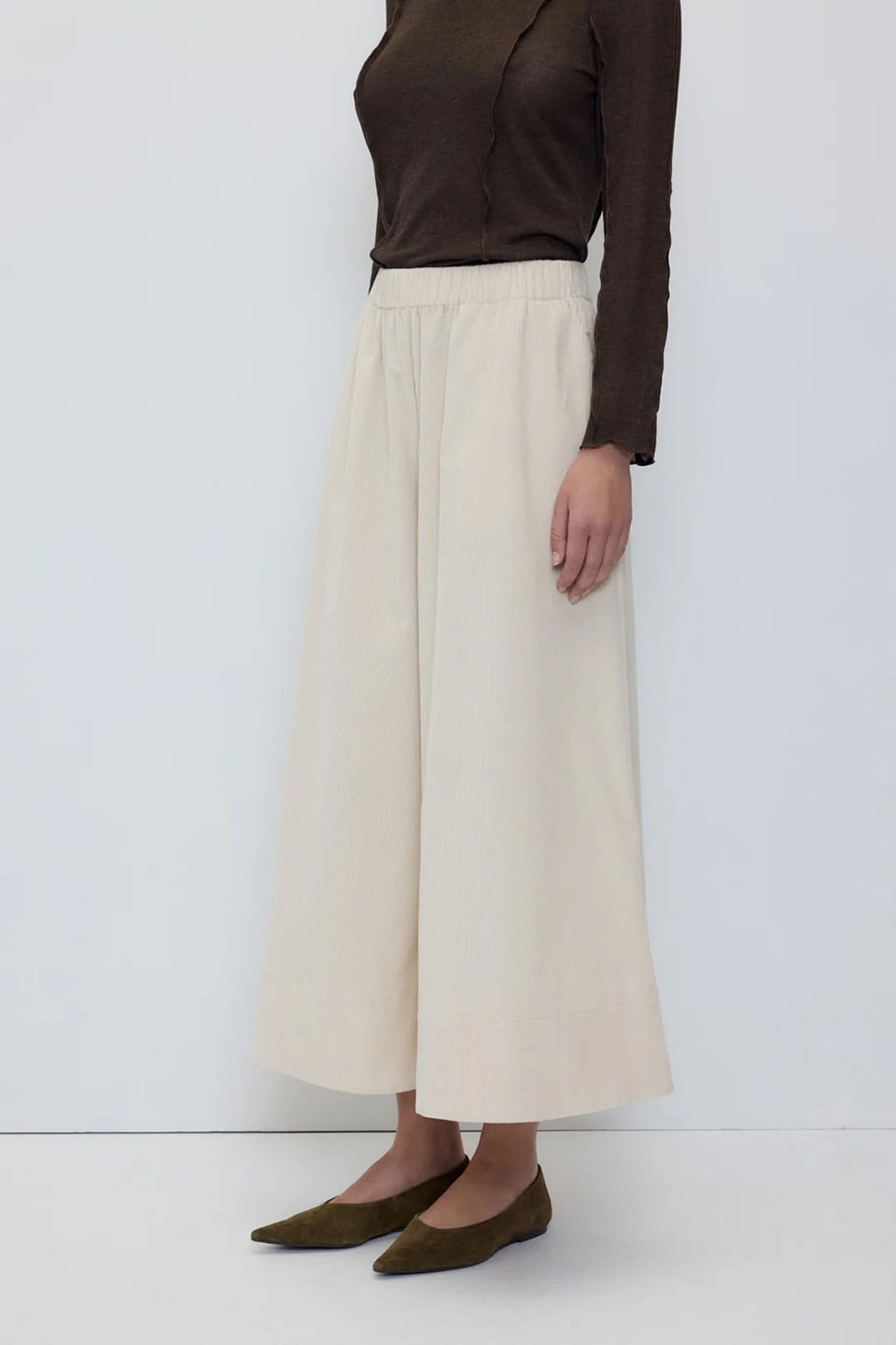 RIT1TRO22040CTW_Beige_1.png