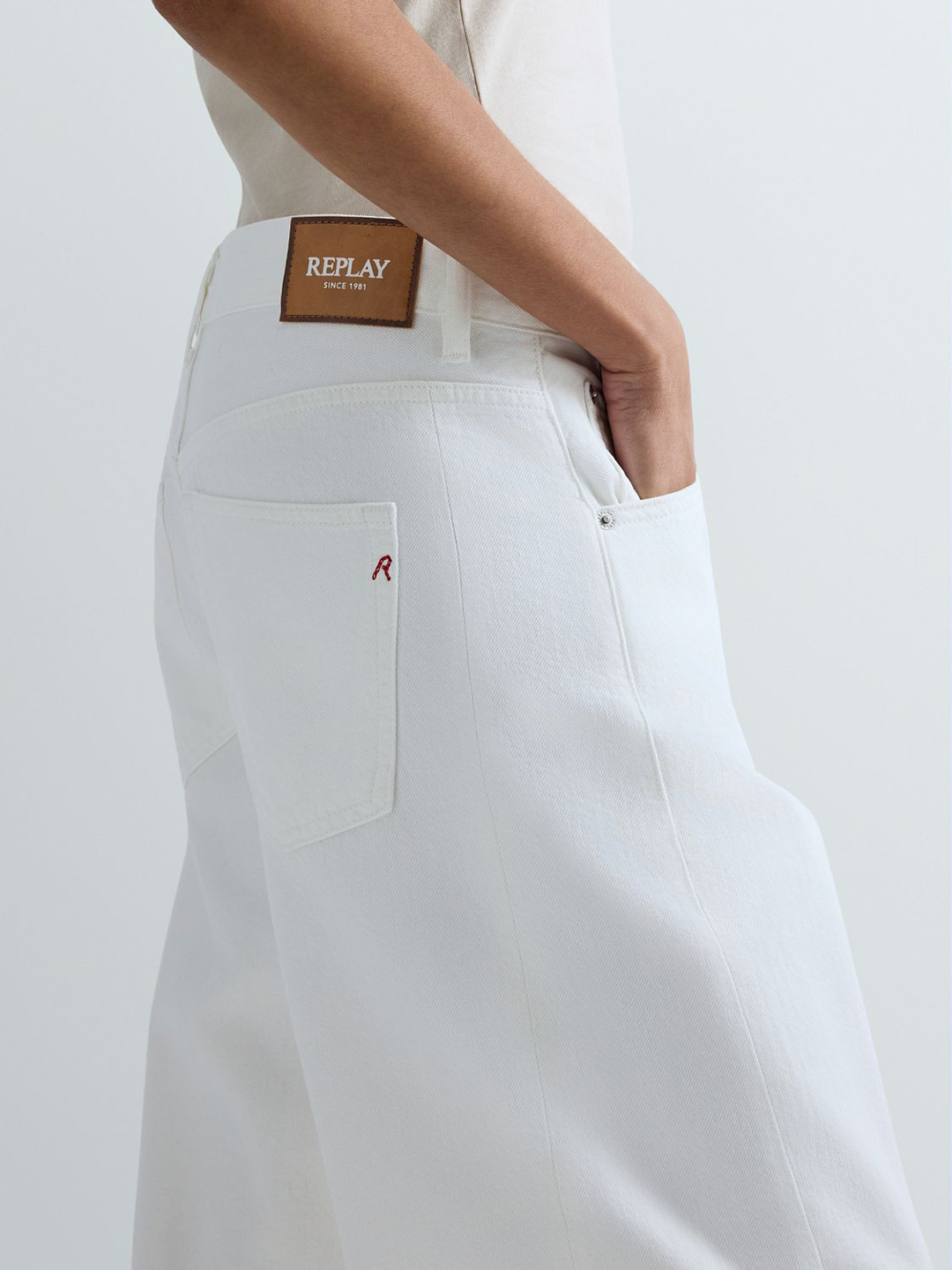 RPL1JEA07279CTW_NATURAL+WHITE_4.png