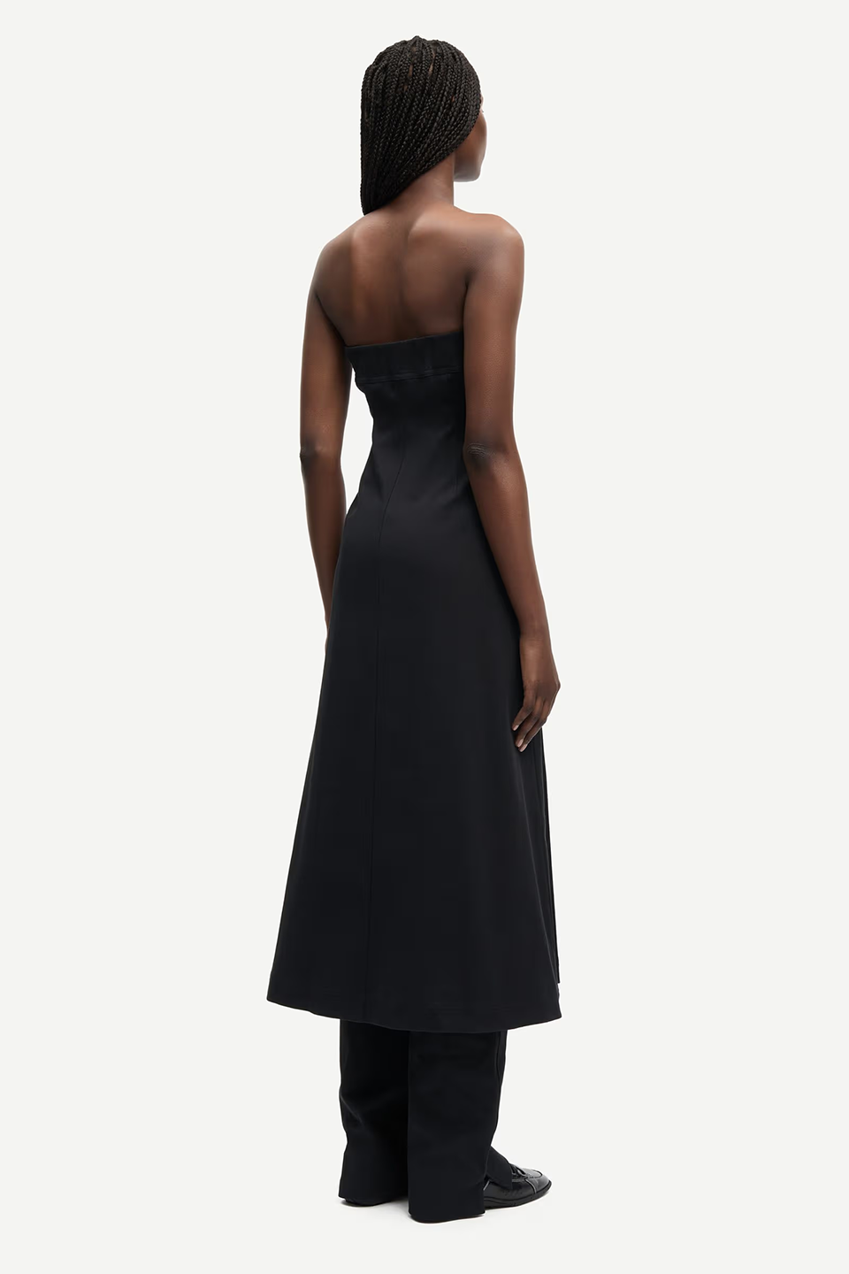 SAS1DRE00004CTW_Black_1.png