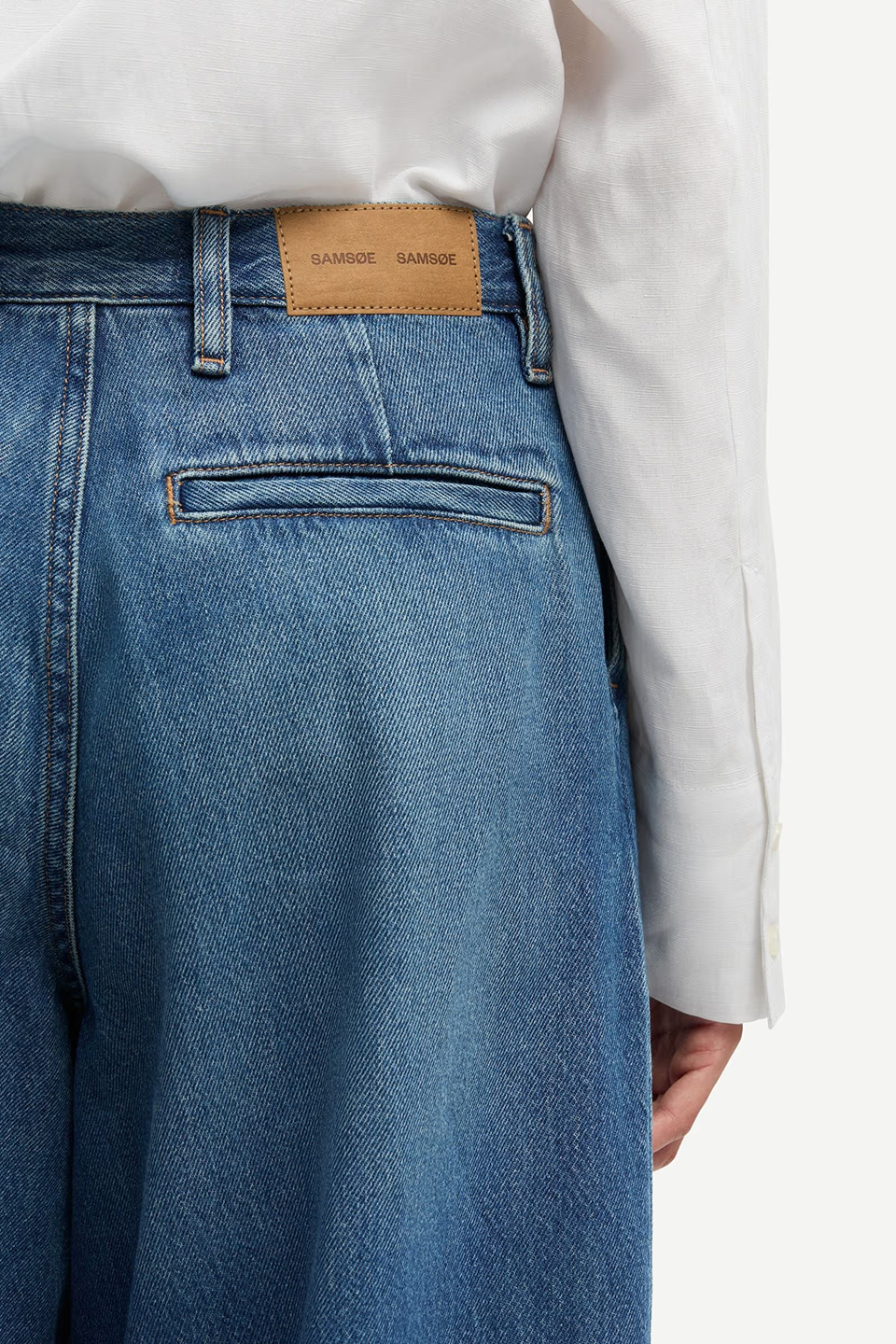 SAS1JEA00029CTW_FLUID+DENIM_2.png