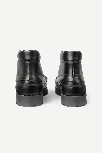 SASCCAL00002LAM_Black_3.png
