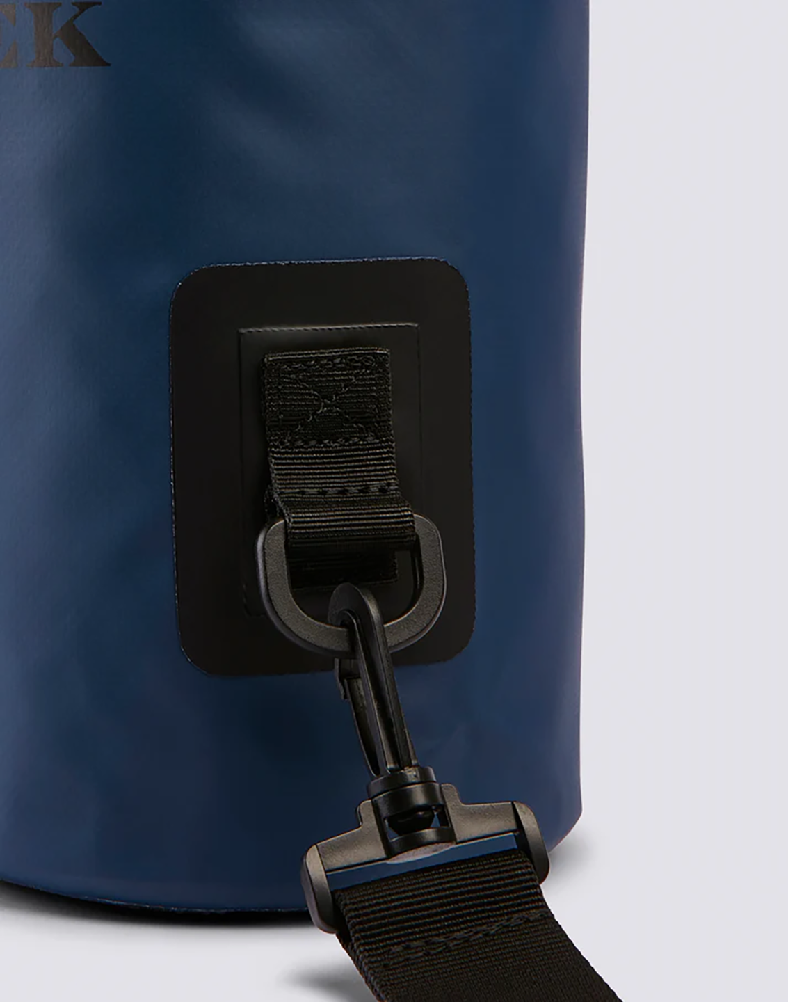 SDK3BAG00002YCM_NAVY+01_2.png
