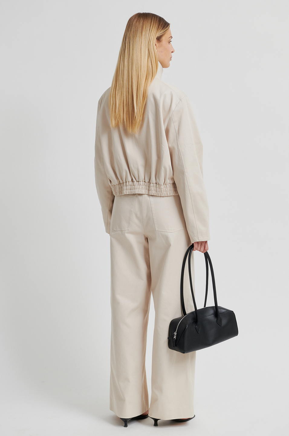 SFM1JEA00001CTW_Soft+Beige_1.png