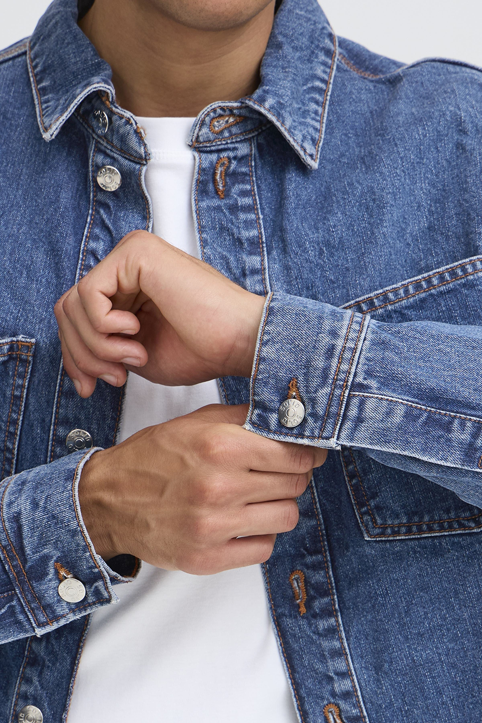 SLD1TOP00014CTM_Middle+Blue+Denim_3.png