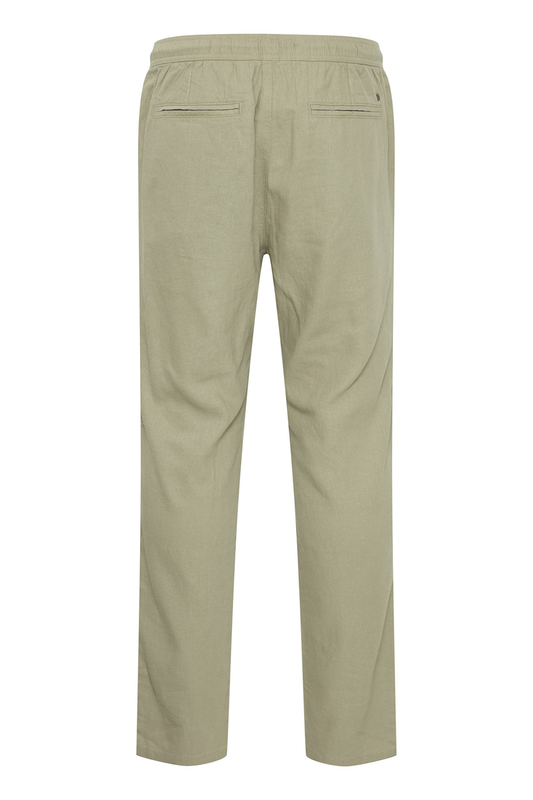 SLD1TRO00002LIM_Laurel+Oak_1.png