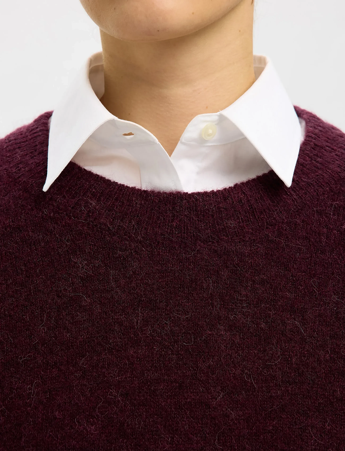 SLT1KNI00002LPW_Equestrian+Red_2.png