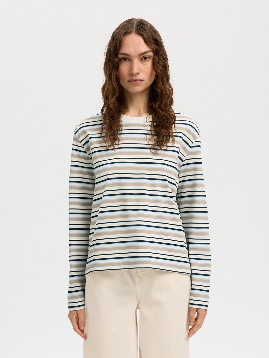 SLT1TOP00011OCW_Cashmere+Blue_3.png