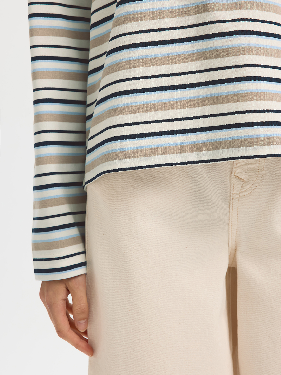 SLT1TOP00011OCW_Cashmere+Blue_4.png
