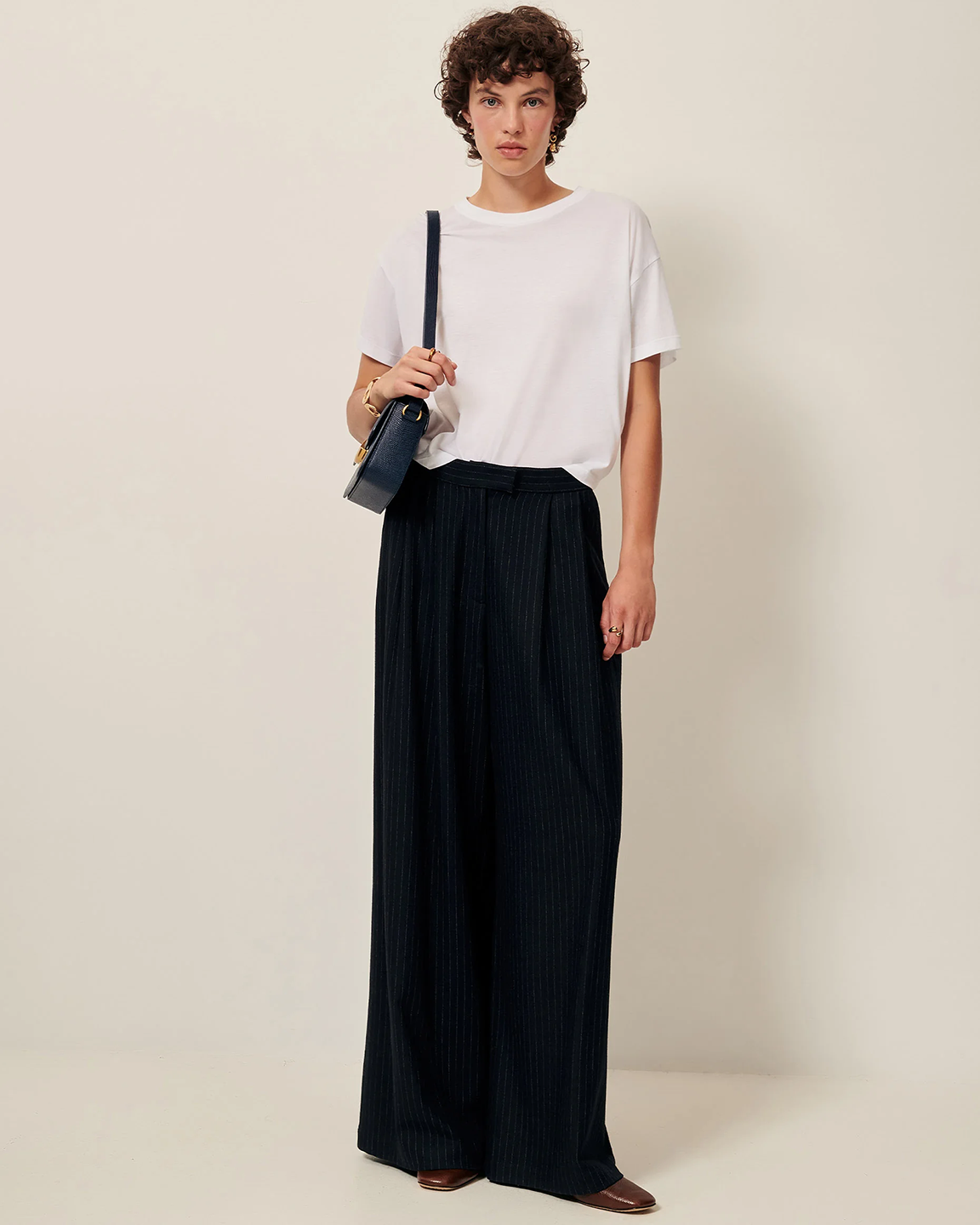 SSE1KNI00000LYW_Optical+White_1.png