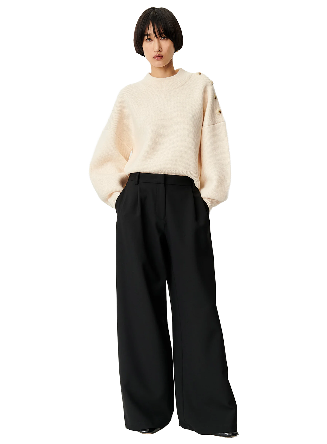 SSE1TRO00003PYW_Black_0.png