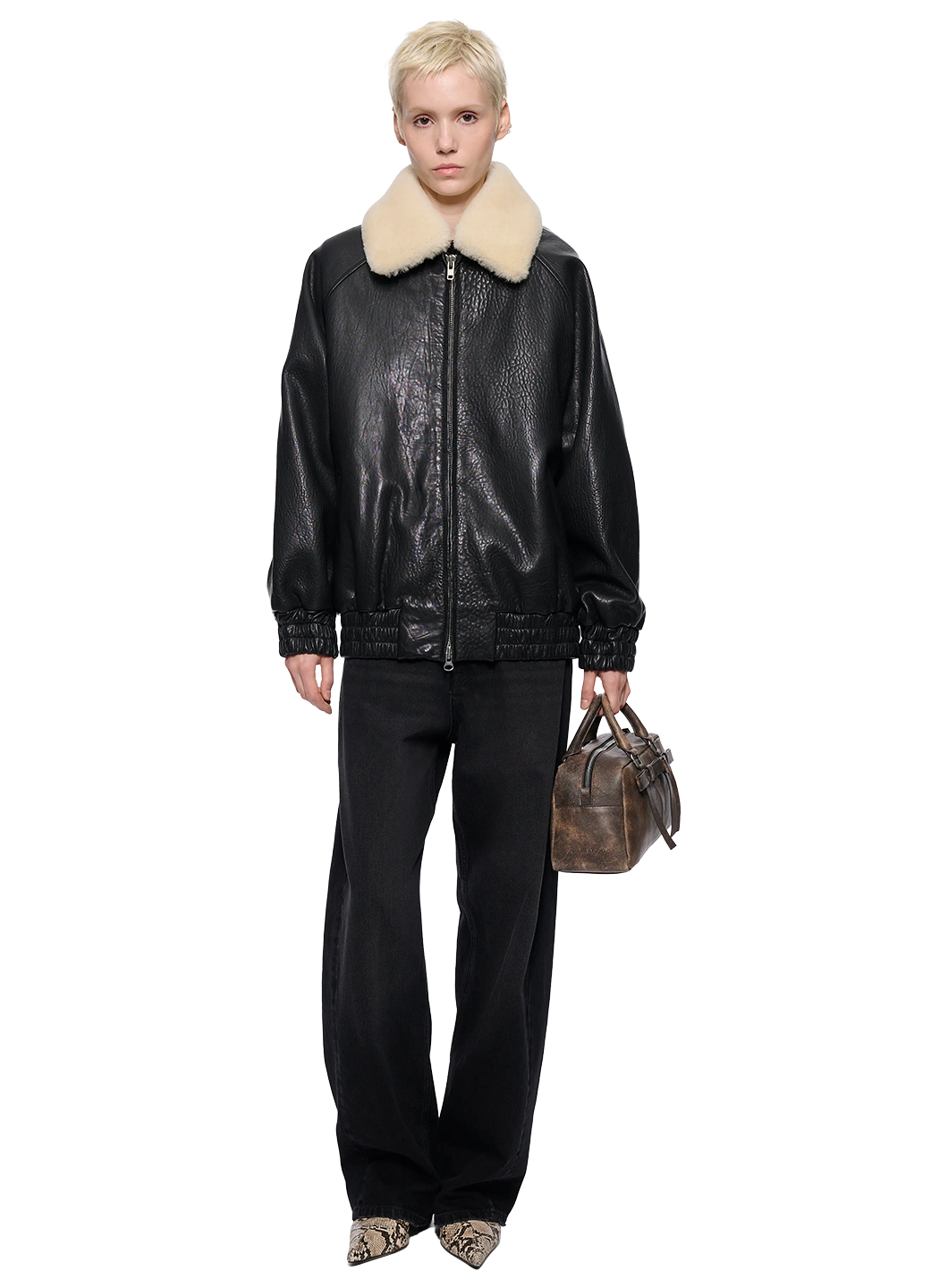 STA1CJK19316LEW_Black_0.png